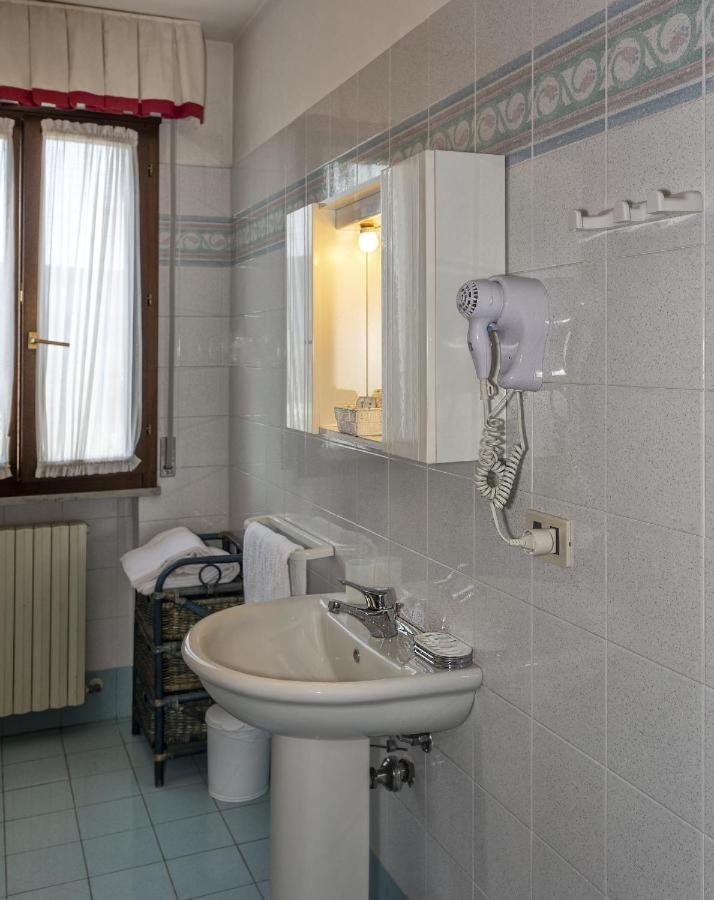 Giada Palace Apartments & Pool - Giada Palace Group Лука Екстериор снимка
