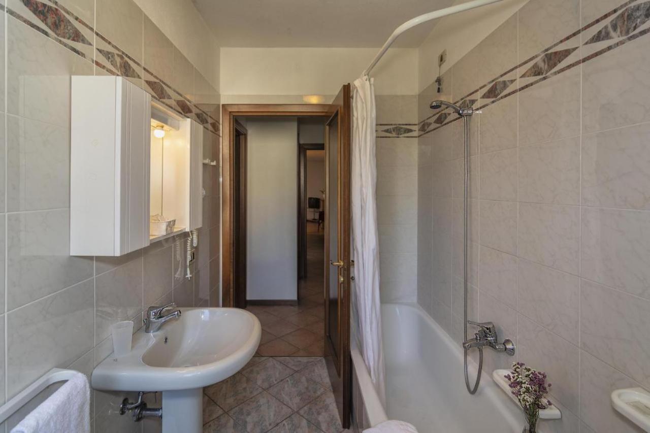 Giada Palace Apartments & Pool - Giada Palace Group Лука Екстериор снимка